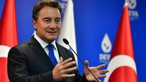 Babacan’dan TL’deki değer kaybına çok konuşulacak yorum: Koskoca Türkiye, komşu ülkelerin ‘her şey bir lira’ mağazasına döndü