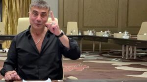 Suç örgütü kurmak ve yönetmekle suçlanan Sedat Peker avukatı aracılığıyla iletişime geçti!