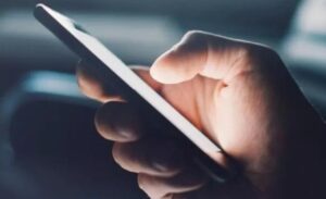 Merkez’in faizi indirmesinin ardından bazı bankaların uygulamalarına erişilemiyor