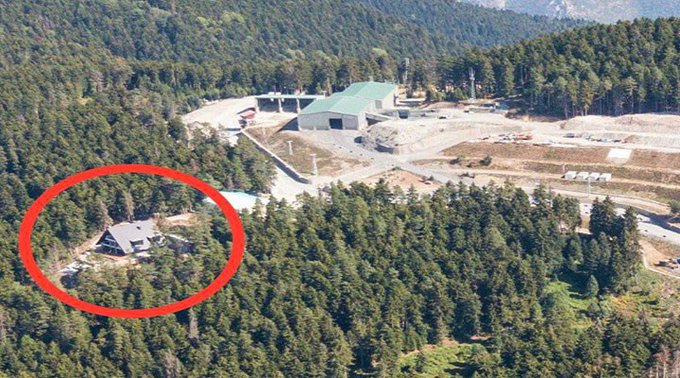 Cengiz Holding açtığı maden ocağının şantiye sahasında kaçak villa inşa etti