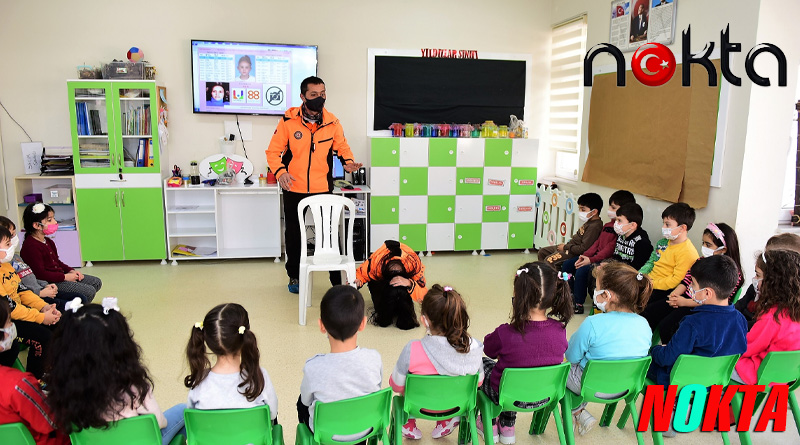 Yıldırımlı miniklere uygulamalı afet eğitimi