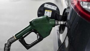 Motorine yine zam geliyor; 13.50 TL’ye dayanacak