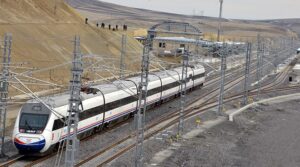 Aldıkça coştu, coştukça verdi