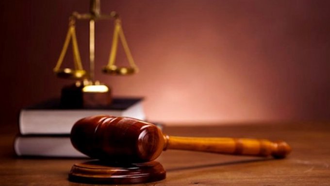 Memur eş için yoksulluk nafakası kararı