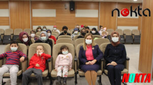 Hasta çocukların yeni yıl eğlencesi