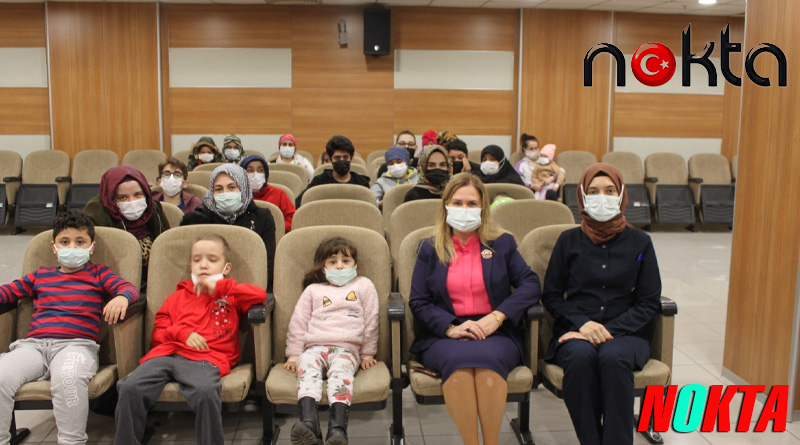 Hasta çocukların yeni yıl eğlencesi