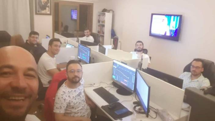 Hem dolandırdı hem dava açtı