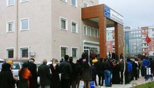 Tüik: İşsizlik düştü genç işsizlik arttı