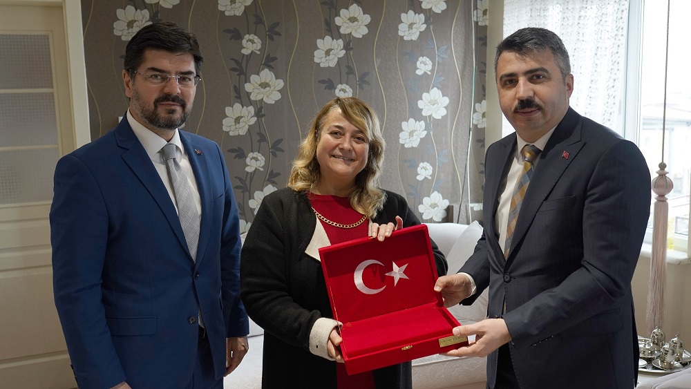 Başkan Yılmaz’dan Şehit Ailesine Kandil ziyareti