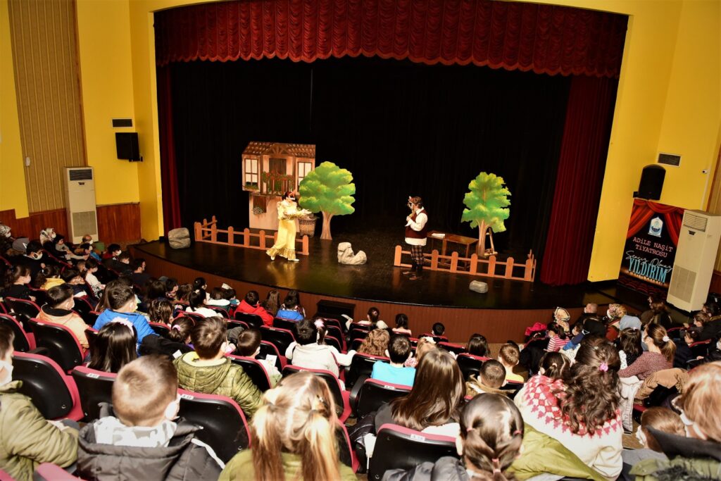 Yıldırım’da perde çocuklar için açıldı