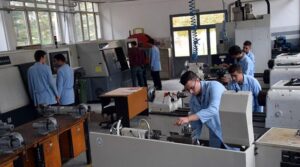 İş garantili meslek liselerinin kapısına kilit vuruldu