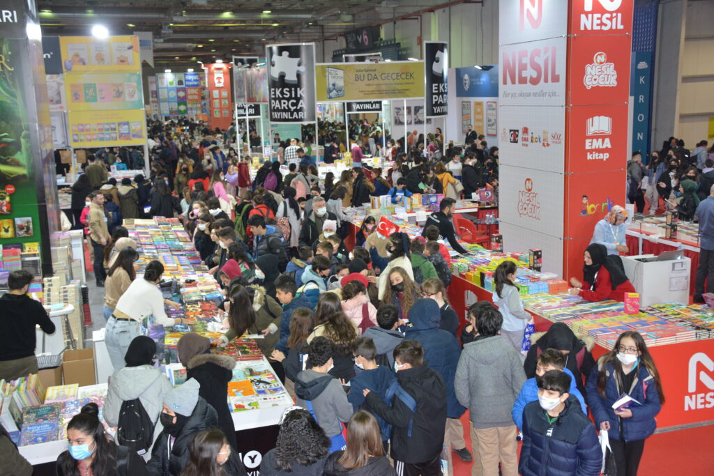 Bursa 19. Kitap Fuarı son üç gününde