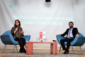 Yıldırım’da gençlere dijital çağı anlamak semineri