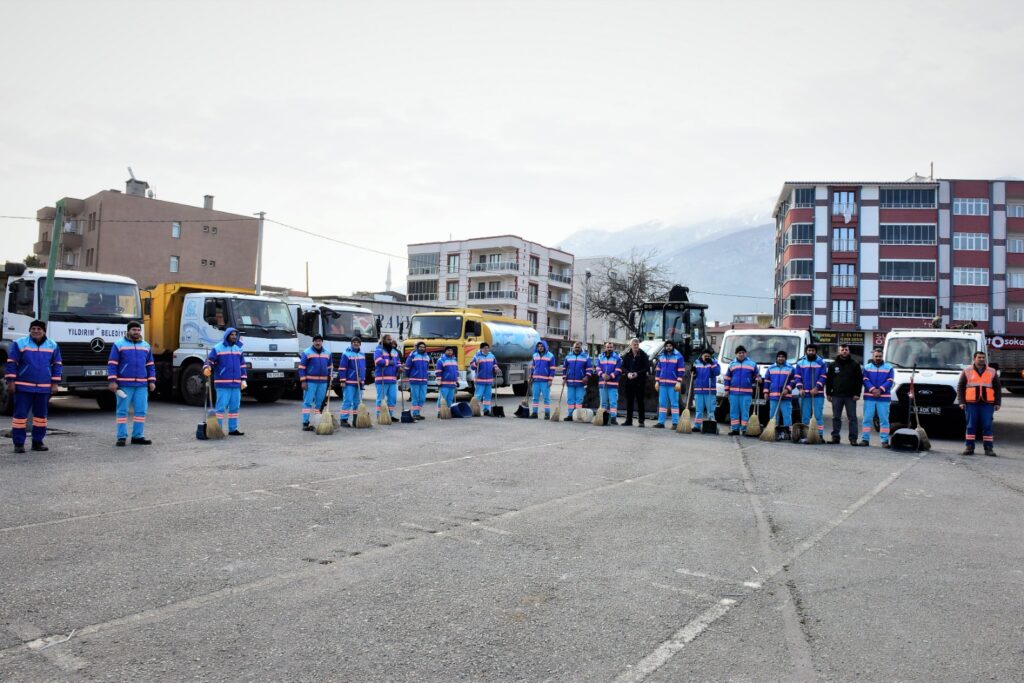 Yıldırım’da temizlik harekatı