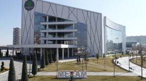 İhale yine tanıdık isme gitti