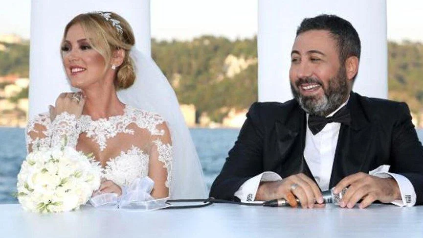 Petek Dinçöz ile Serkan Kodaloğlu boşanıyor