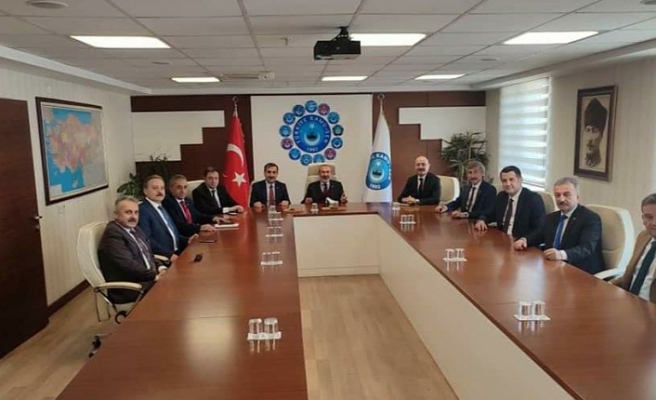 Siyasetin Gölgesinde Sendikacılığa Tepkiler Artıyor