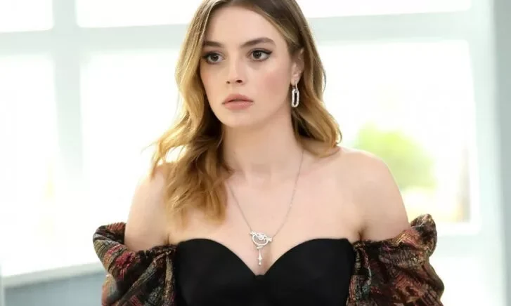 Melis Sezen, erkek arkadaşıyla görüntülenince şok oldu