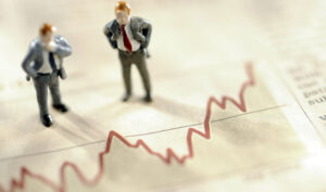 Mehmet Akçay, Cosmos hisselerini devretti