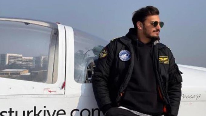 Bursa’da sokak ortasına düşen eğitim uçağındaki 27 yaşındaki genç pilot Furkan Otkum hayatını kaybetti
