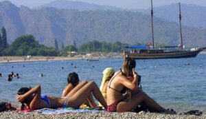 Ucuz tatil hayal oldu! İç turizme yüzde 200 zam