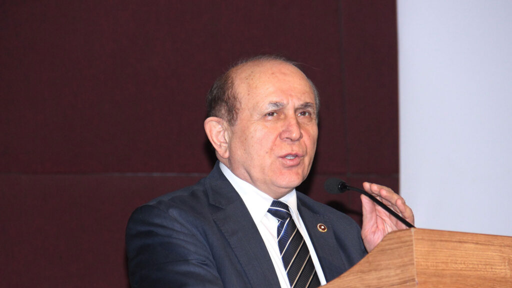 Eski danışmanı Sinan Çiftçi’den Burhan Kuzu iddiası: Hastanede fişini çektiklerini düşünüyorum