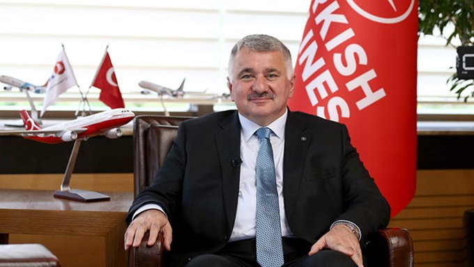 THY Genel Müdürü Bilal Ekşi, Anadolu Efes’i ‘Efes’ kelimesini sansürleyerek kutladı