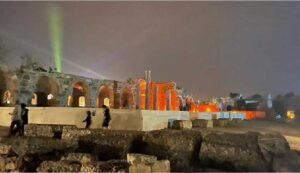 Apollon Tapınağı’nı gece kulübüne çevirdiler