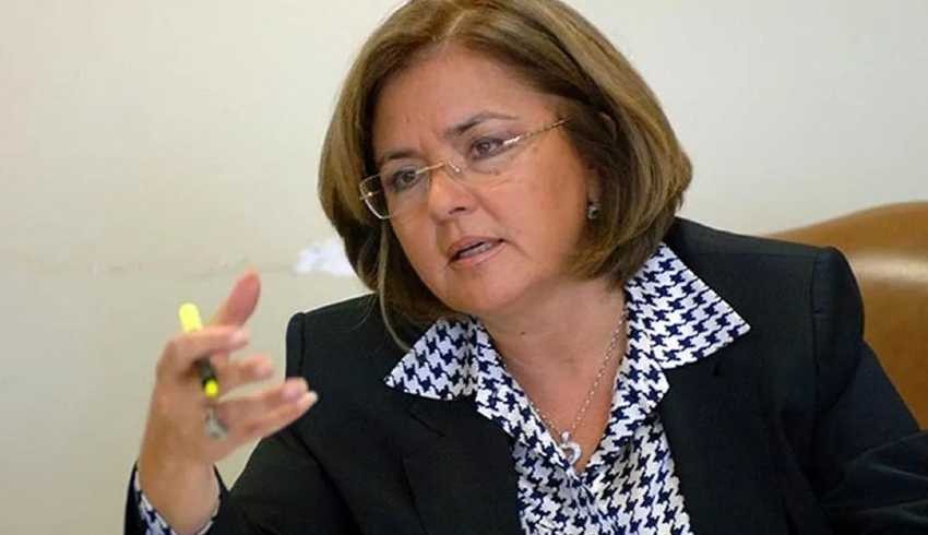 Gülsüm Azeri’ye dokuzuncu maaşı hangi ünlü iş insanı verdi?