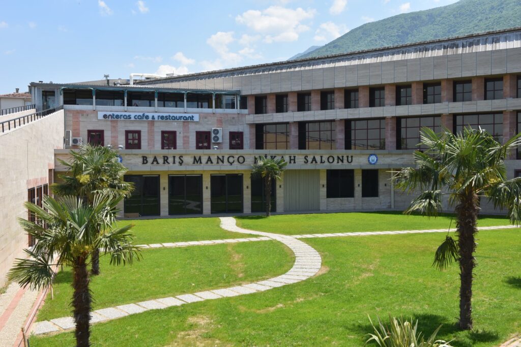 Barış Manço Nikah Salonu hizmete hazır