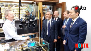 Bursa’da konuşan Sanatçı düşmanı Fatih Erbakan’dan ilginç çıkış: Yüzde 100 maaş zammı yapacağız palavrası