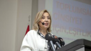 Pınar Türenç: Basın yasası deniyor ama hepinizin sesi bu yasanın içinde boğulacak