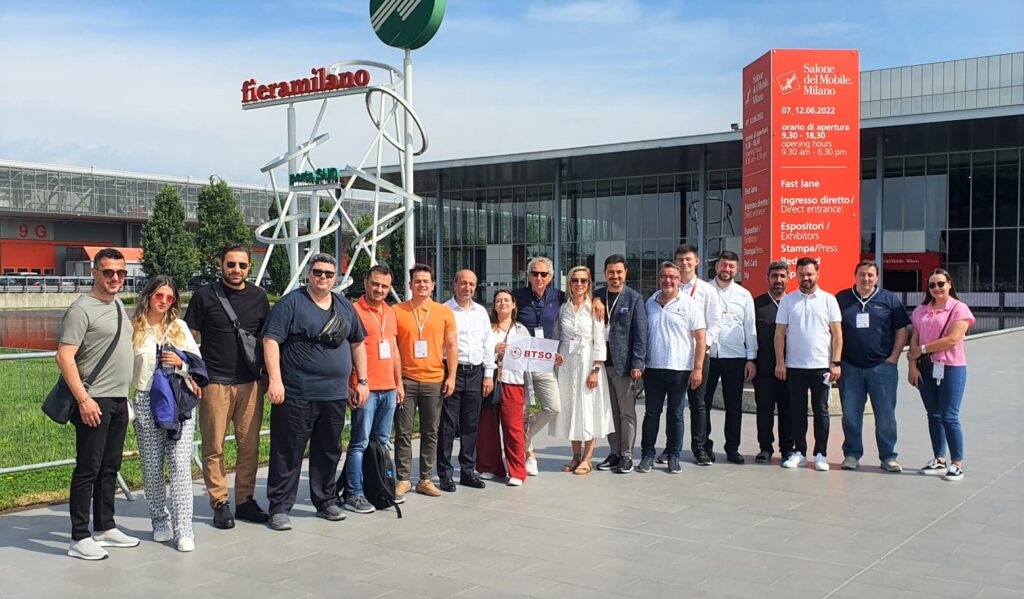 Bursalı Mobilyacılar Salone del Mobile Fuarı’nı Ziyaret Etti