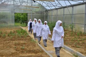 Çocuklar öğreniyor anneler üretiyor