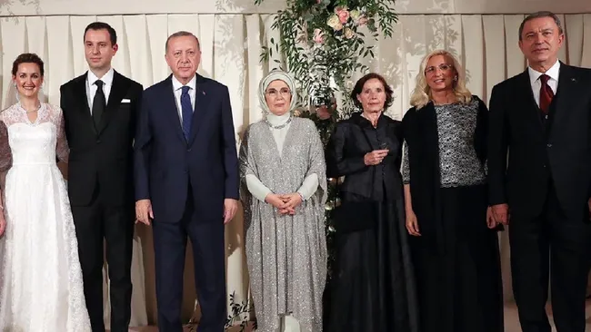 Türkiye’deki yatırımlarıyla dikkat çekiyor: Hulusi Akar’ın gelini ABD’li şirketin genel müdürü çıktı