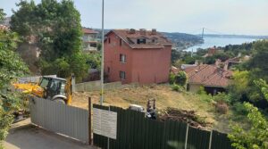 AKP’li belediyenin sattığı alanda konut rantı: Tek yeşil alanda kıyıma başlandı