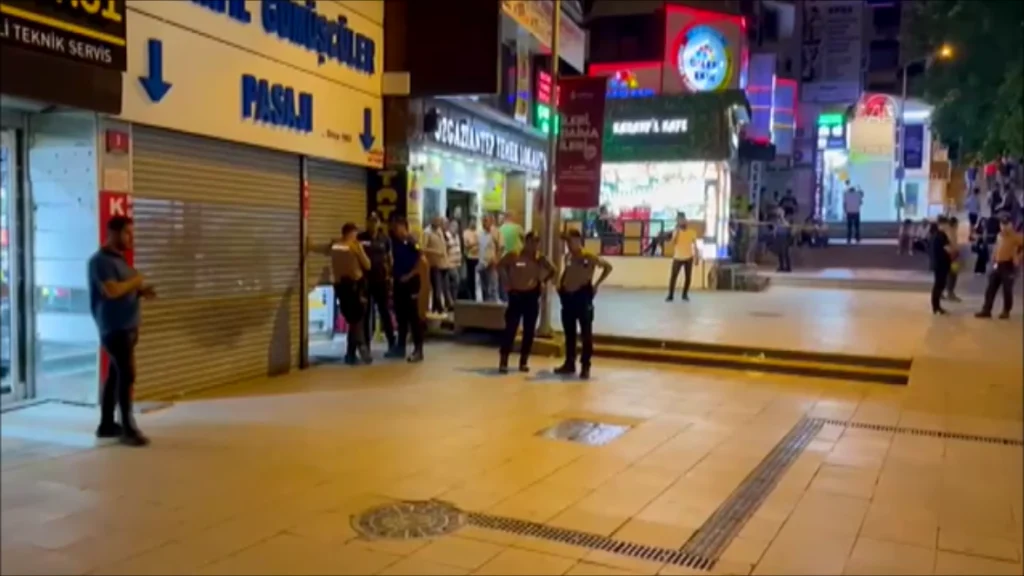 ANKARA – Başkentte husumetlisi tarafından tabancayla vurulan kuyumcu hayatını kaybetti