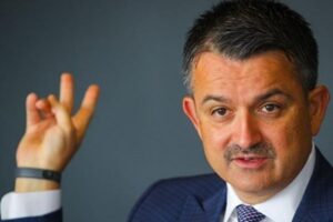 Erdoğan’dan affını isteyen Orman Bakanı Pakdemirli, banka yöneticisi oldu