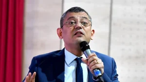 Özel, Erdoğan’a çocuklarının okullarını hatırlattı: Türkiye’de okumadılar