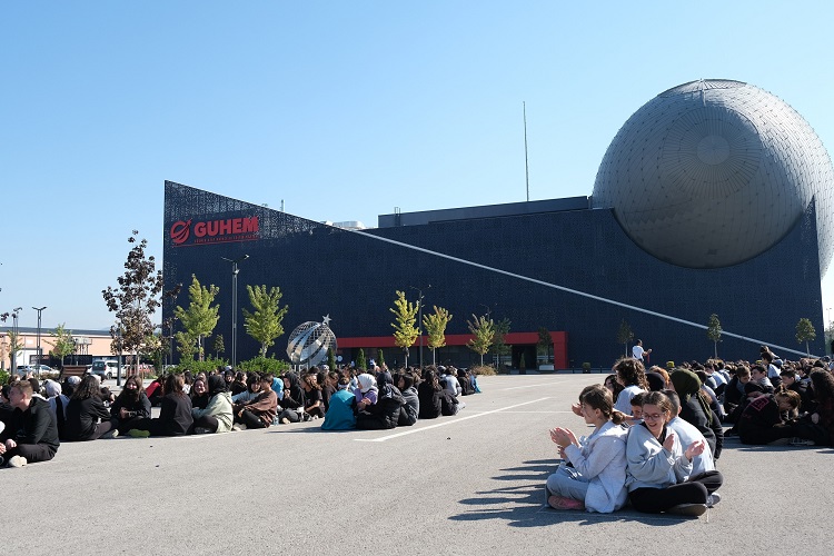GUHEM’den Uzaya Mesaj Var: “İstikbal Göklerdedir”