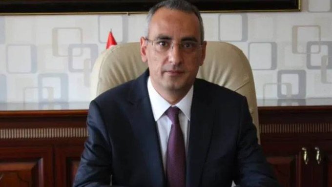 Evinde silahla yaralanmış halde bulunmuştu; Armutlu Kaymakamı Alparslan Kılıç hayatını kaybetti