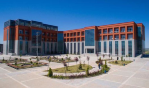 Batman Üniversitesi’nde liyakat tartışması bitmiyor: Üniversite değil akraba kulübü