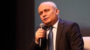 İlahiyatçı Cemil Kılıç, MEB’den ihraç edildiğini duyurdu: Tarikatlar istedi