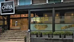 Alan da, satan da AKP’li… Değişmeyen börekçi