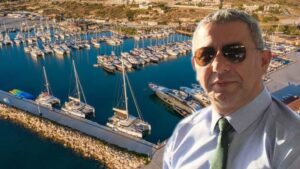 Çeşme Belediyesi Alaçatı Yat Limanı ihalesini 10 yıllığına Fatih Fil’e verdi