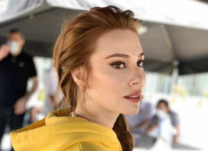 Çöp Adam’ın Peri’si Elçin Sangu, Villa Tadilatı Yüzünden Mahkemelik Oldu!