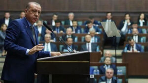 AKP’de tekrar seçilemeyeceklerin listesi belli oldu