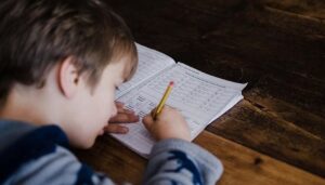 Okullar ne zaman açılacak, 15 tatil ne zaman bitiyor? 2. dönem ne zaman başlayacak? (2022-2023 MEB tatil takvimi)