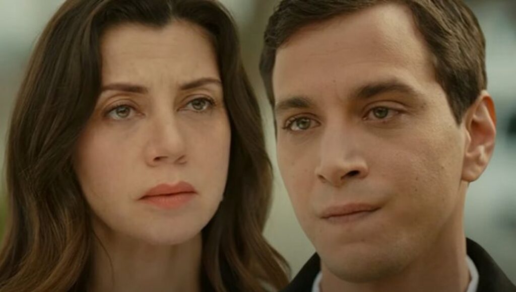 Ömer’e
Gamze’nin son şansı damga vurdu! ‘Ömer aşkından vazgeçemiyor’