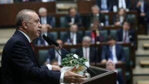 AKP’nin MYK toplantısına Kalyon İnşaat’ın sahibi de katıldı
